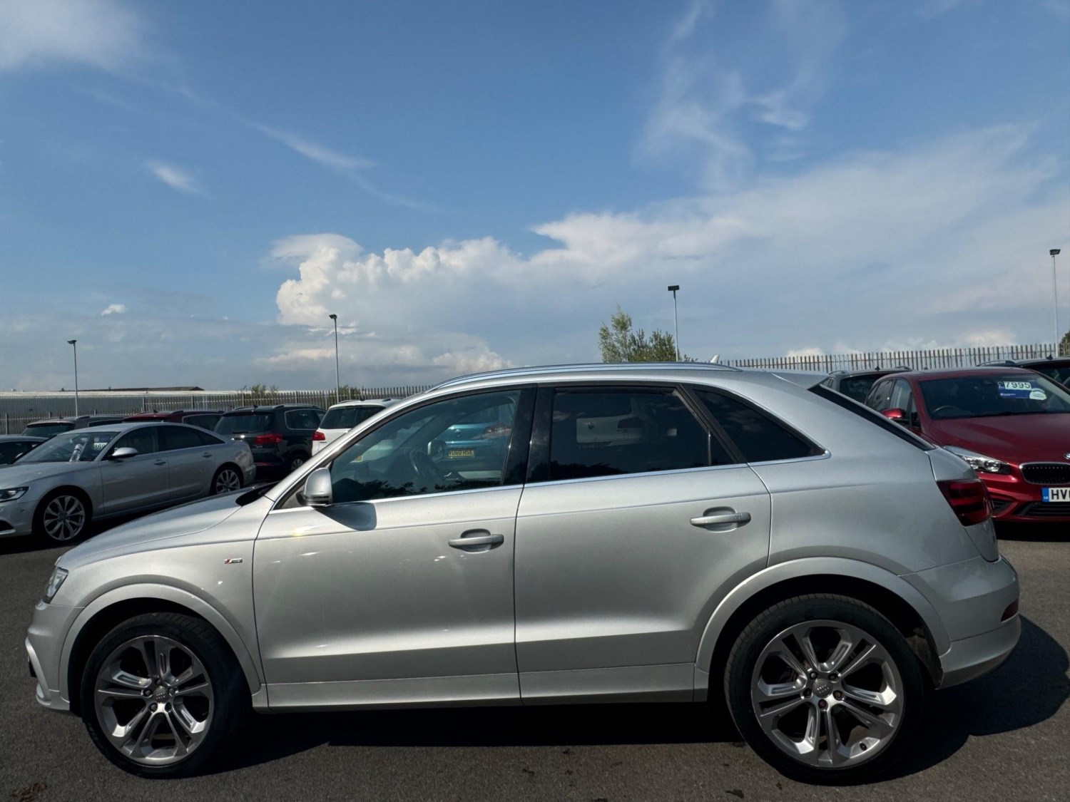 Audi Q3 Listing Image