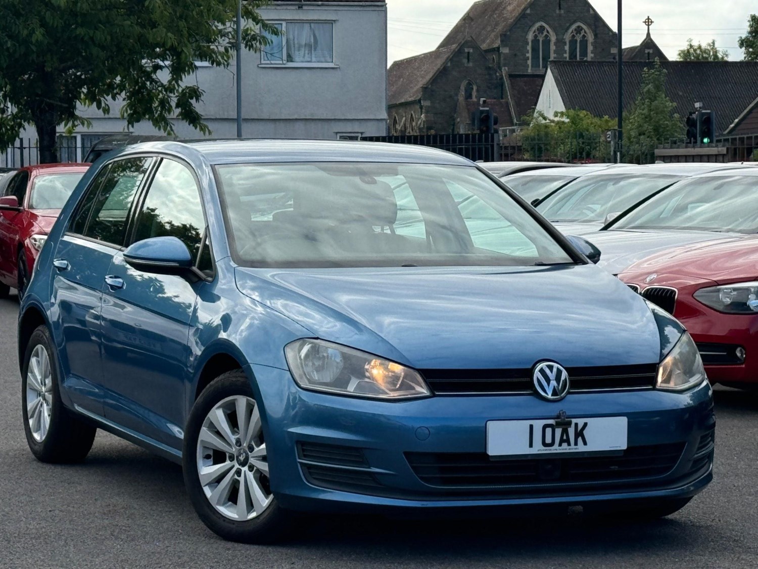 Volkswagen Golf Listing Image