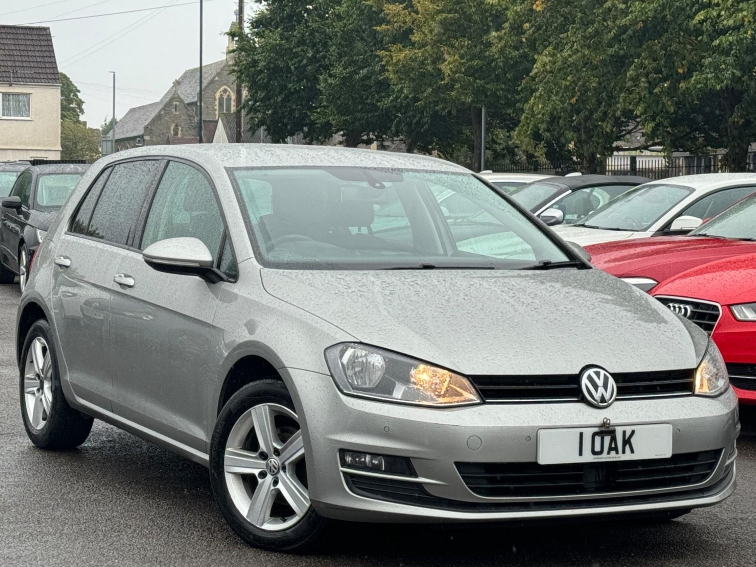 Volkswagen Golf Listing Image