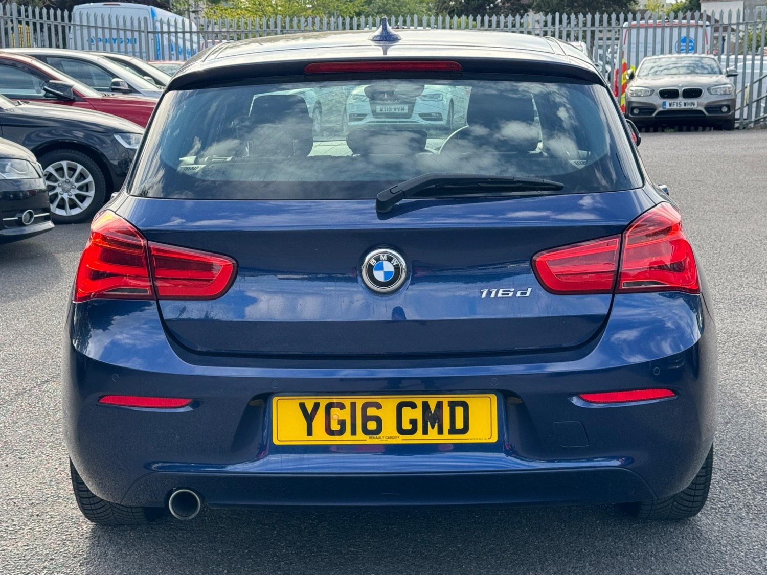 BMW 1 Series Listing Image