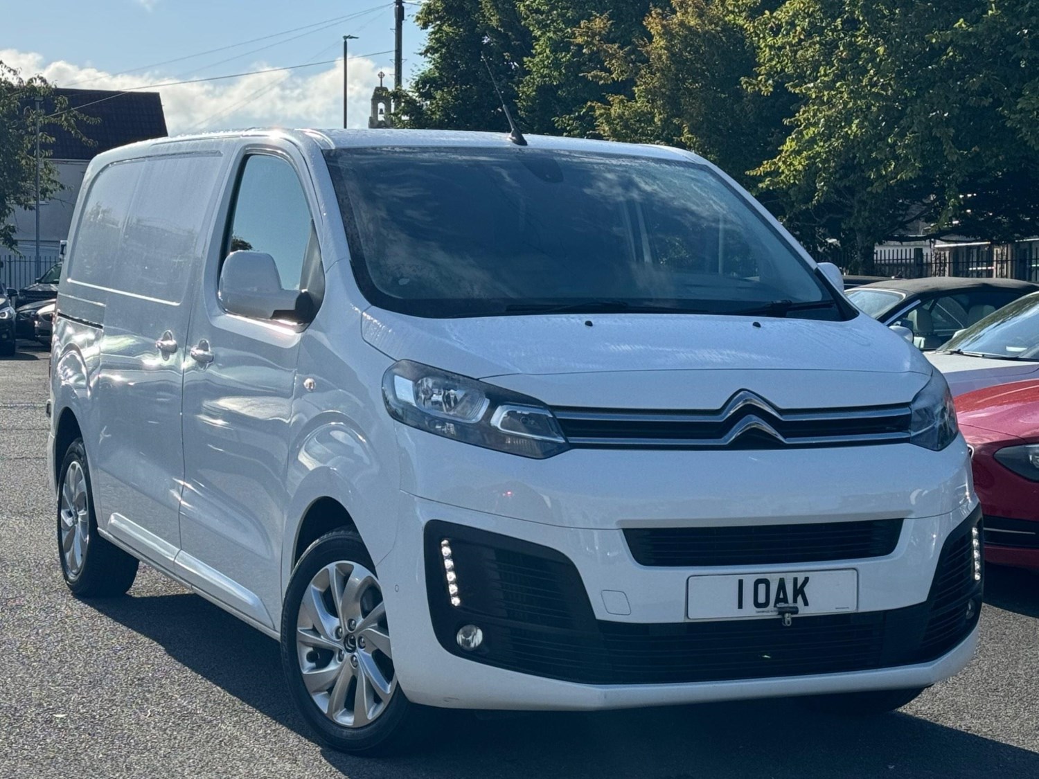 Citroen Dispatch Listing Image