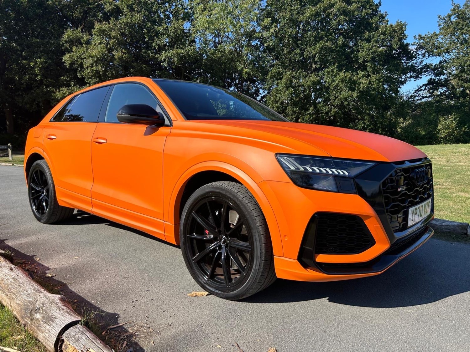 Audi RSQ8 Listing Image