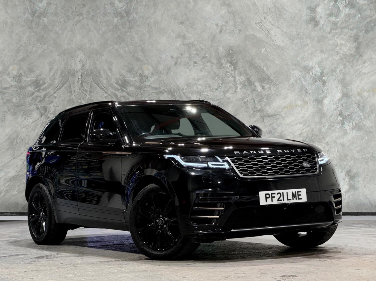 Land Rover Range Rover Velar Listing Image