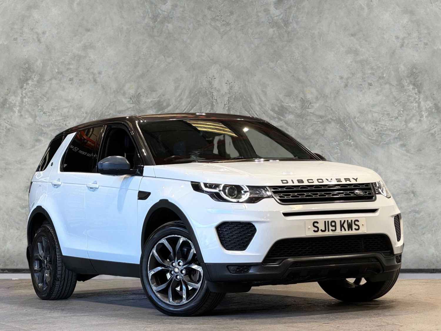 Land Rover Discovery Sport Listing Image