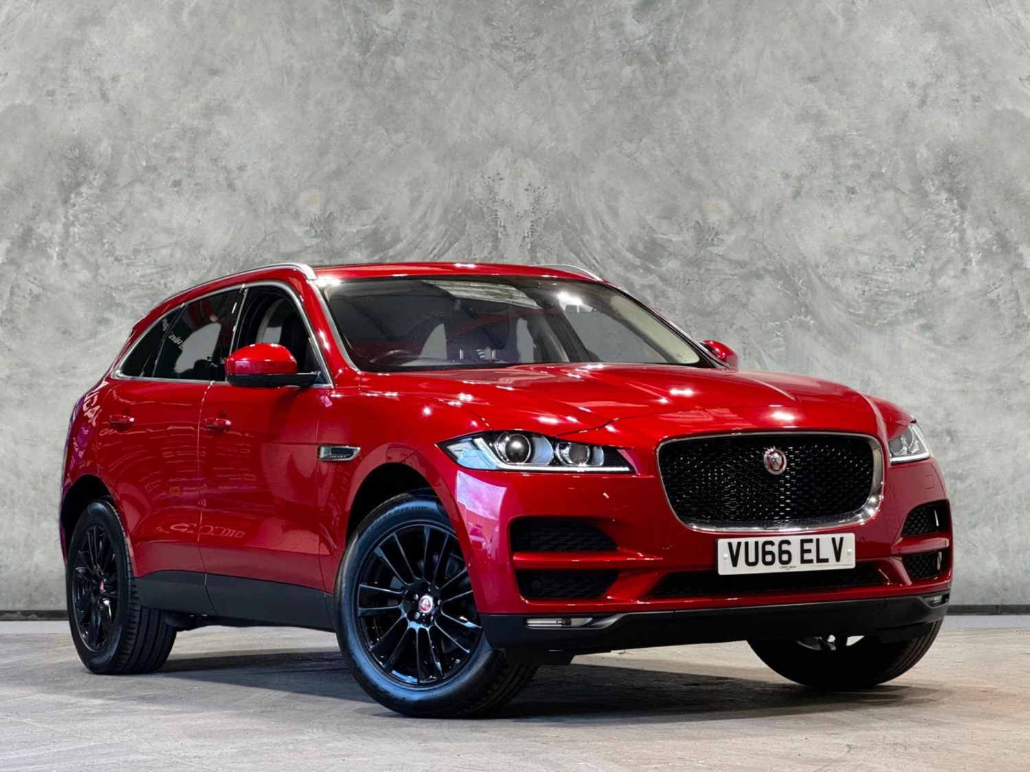 Jaguar F-PACE Listing Image