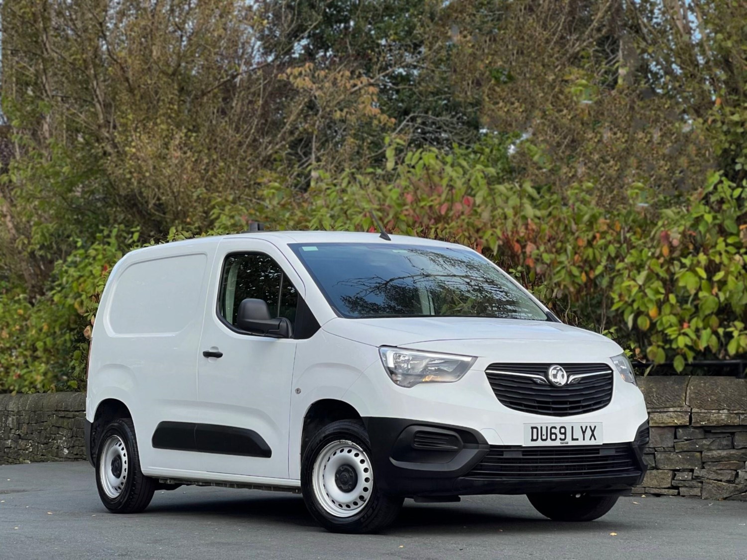 Vauxhall Combo Listing Image