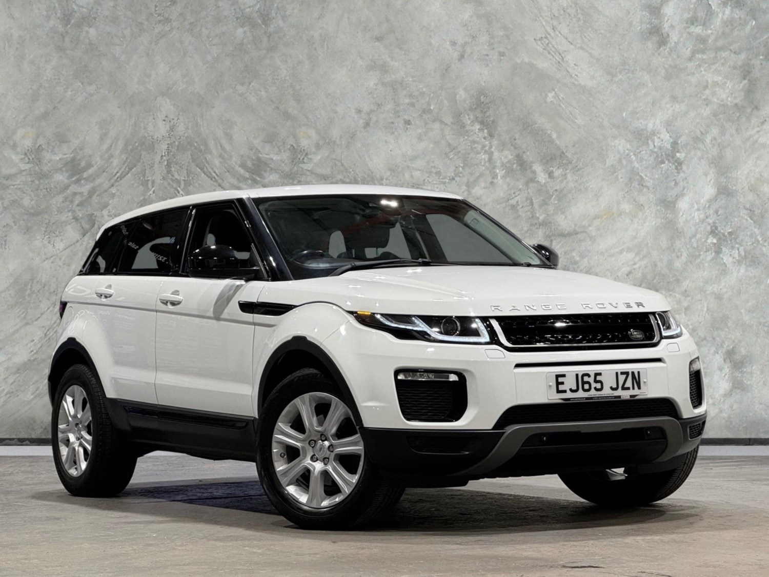 Land Rover Range Rover Evoque Listing Image