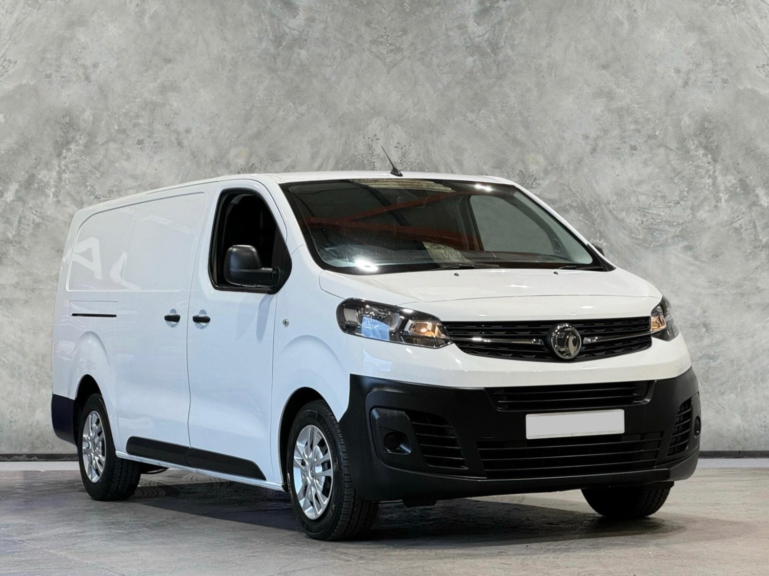 Vauxhall Vivaro Listing Image