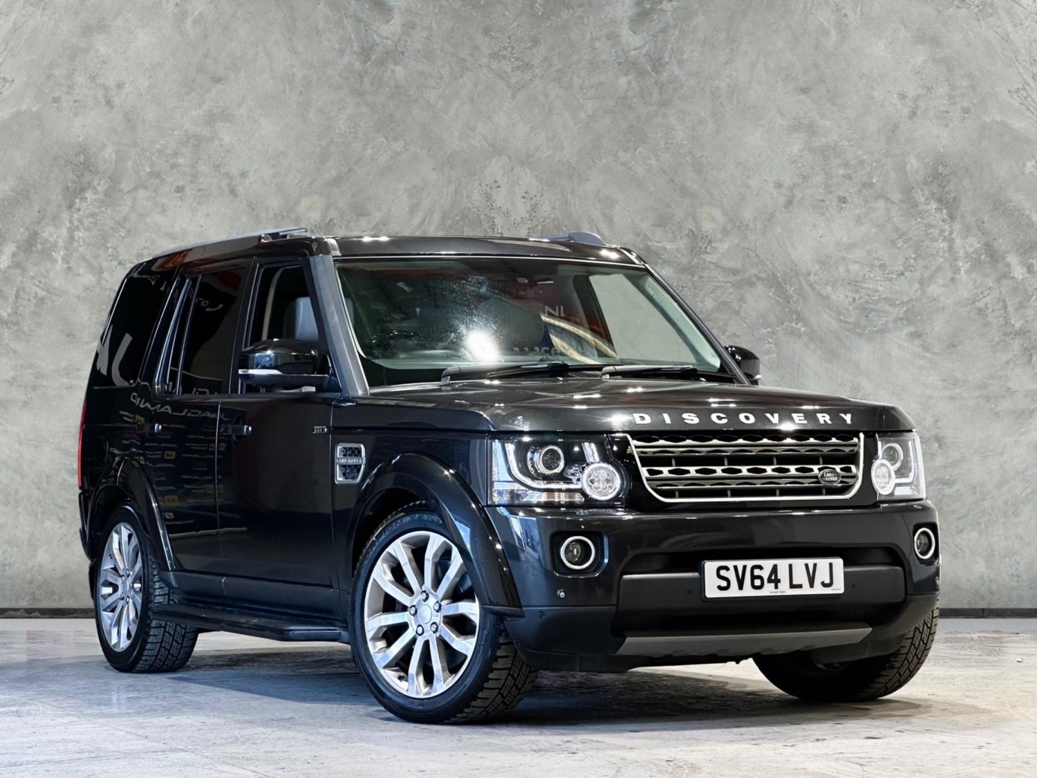 Land Rover Discovery 4 Listing Image