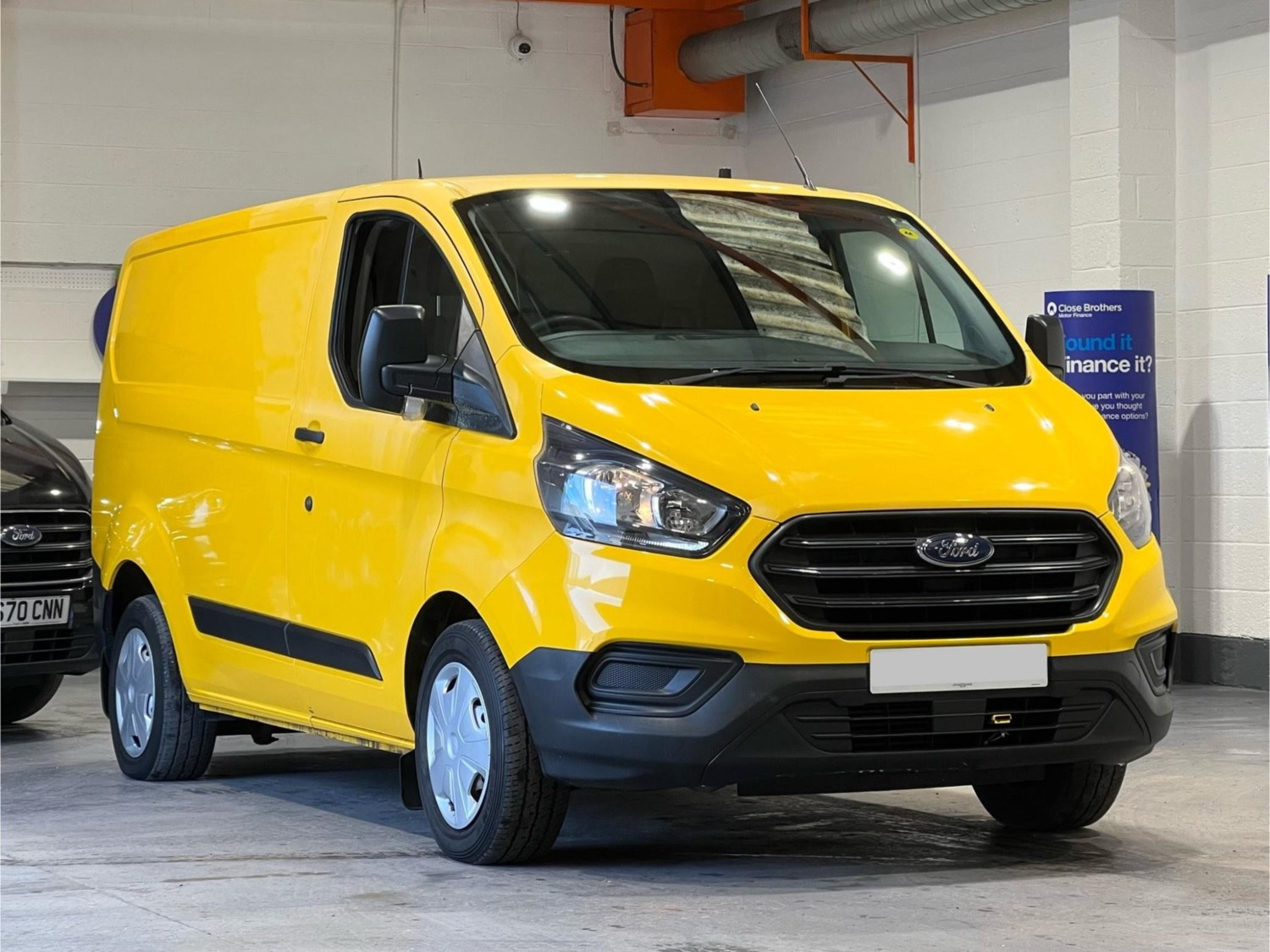 Ford Transit Custom Listing Image