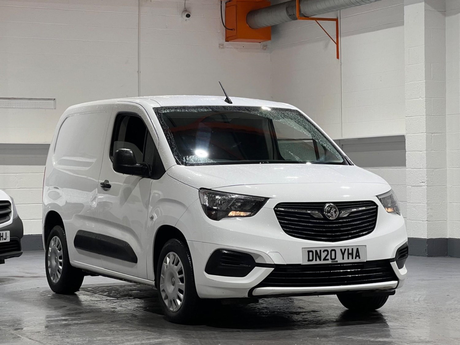 Vauxhall Combo Listing Image