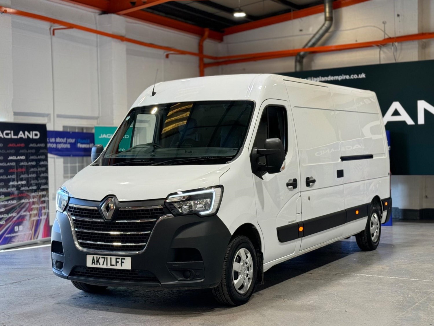 Renault Master Listing Image