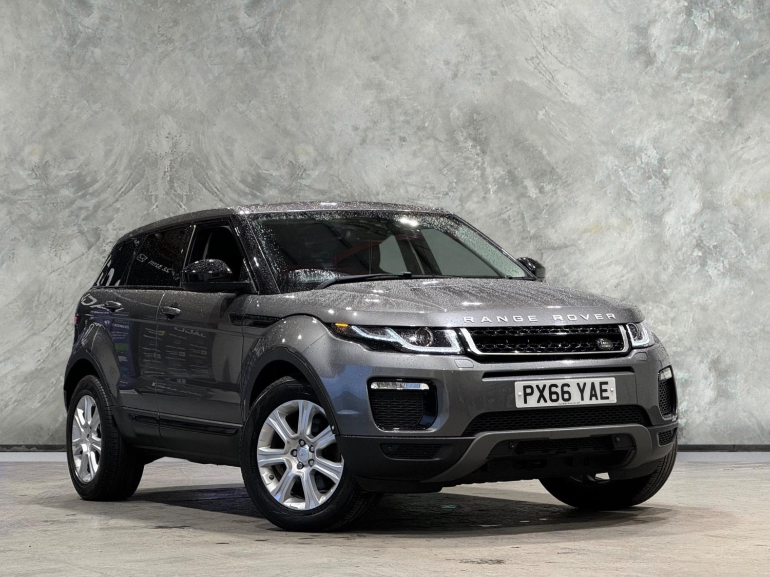 Land Rover Range Rover Evoque Listing Image