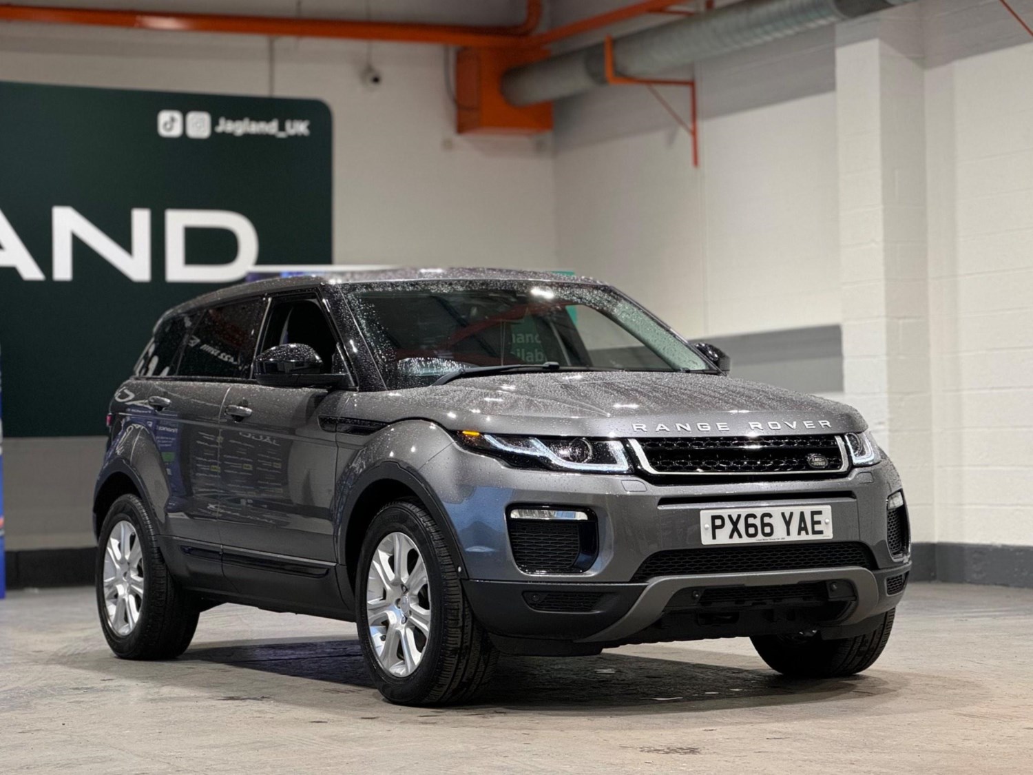 Land Rover Range Rover Evoque Listing Image