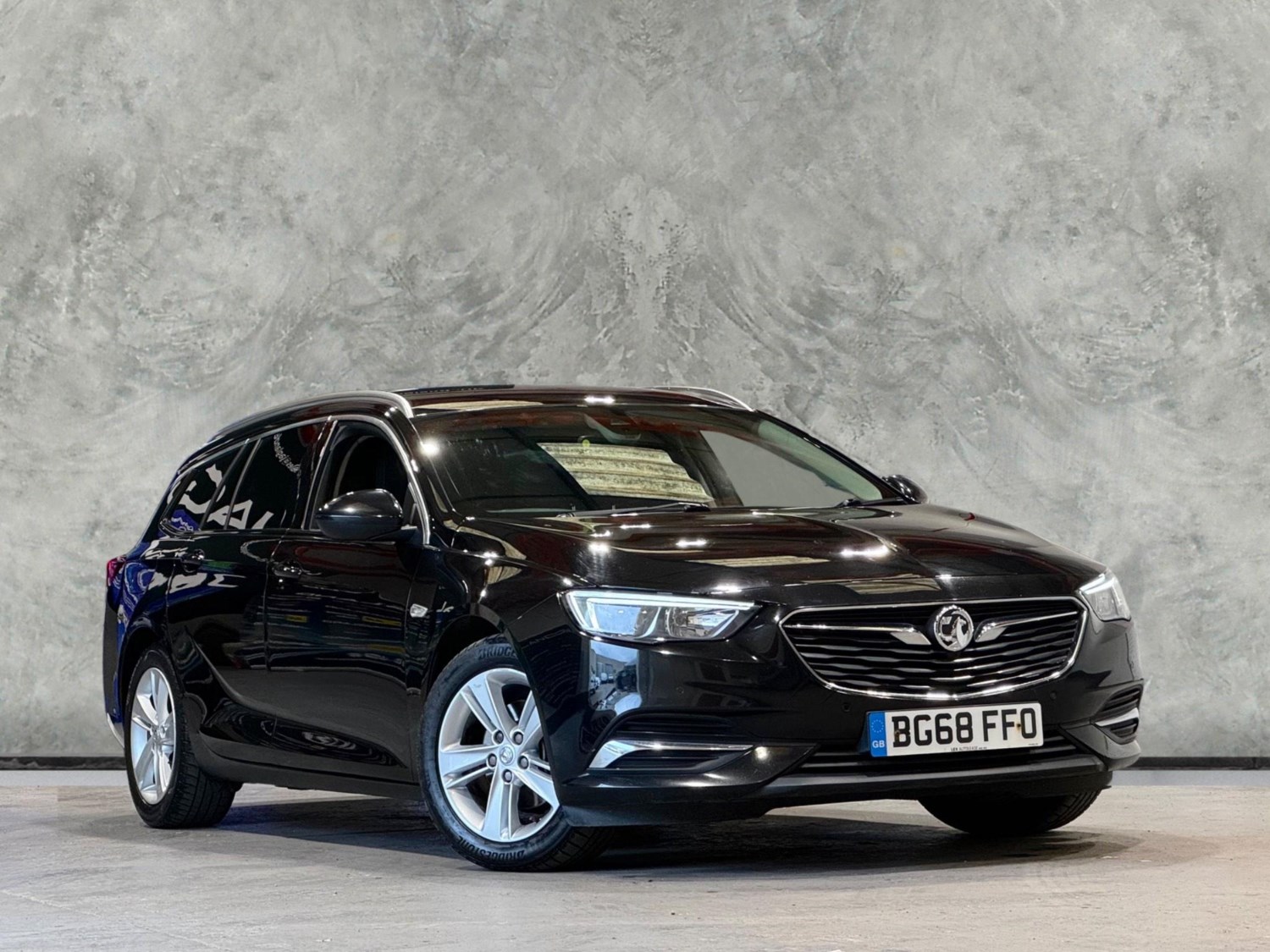 Vauxhall Insignia Listing Image