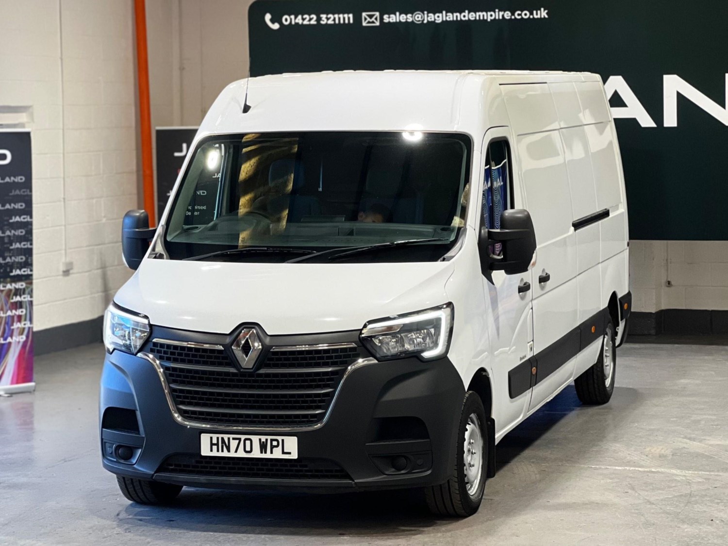 Renault Master Listing Image