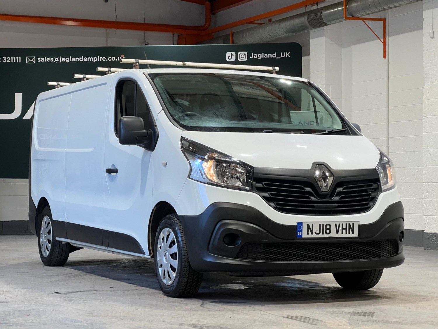 Renault Trafic Listing Image