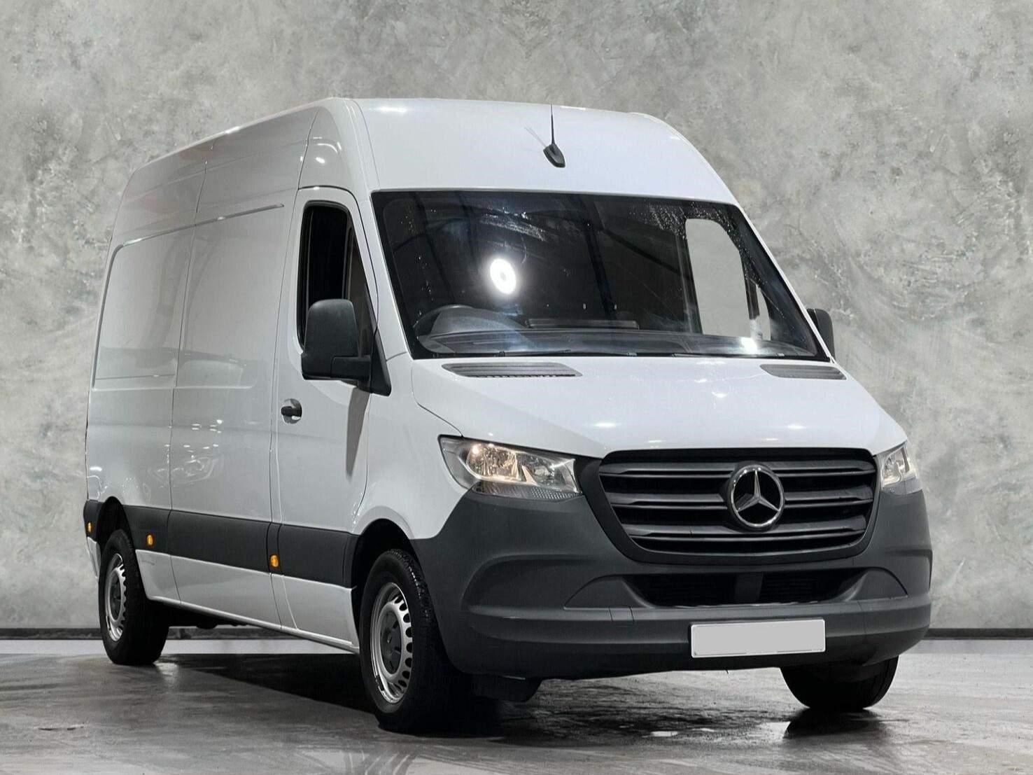 Mercedes-Benz Sprinter Listing Image