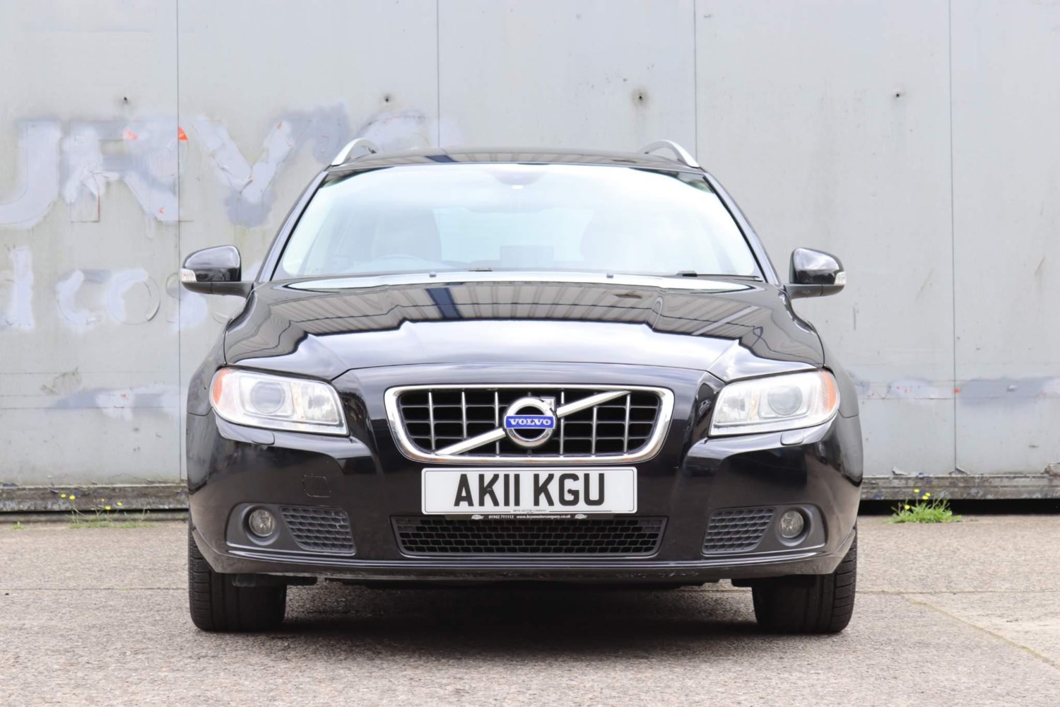 Volvo V70 Listing Image