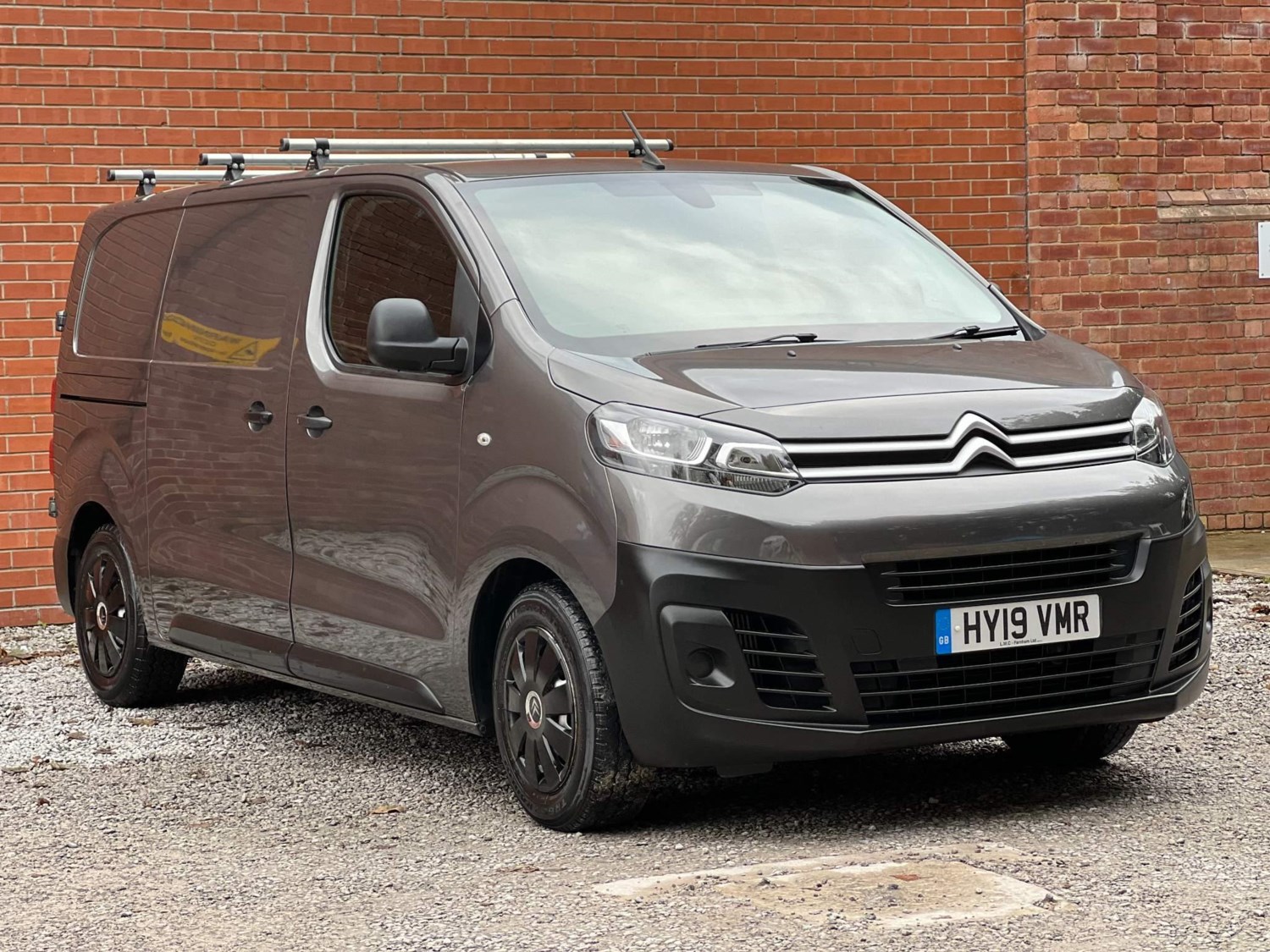 Citroen Dispatch Listing Image