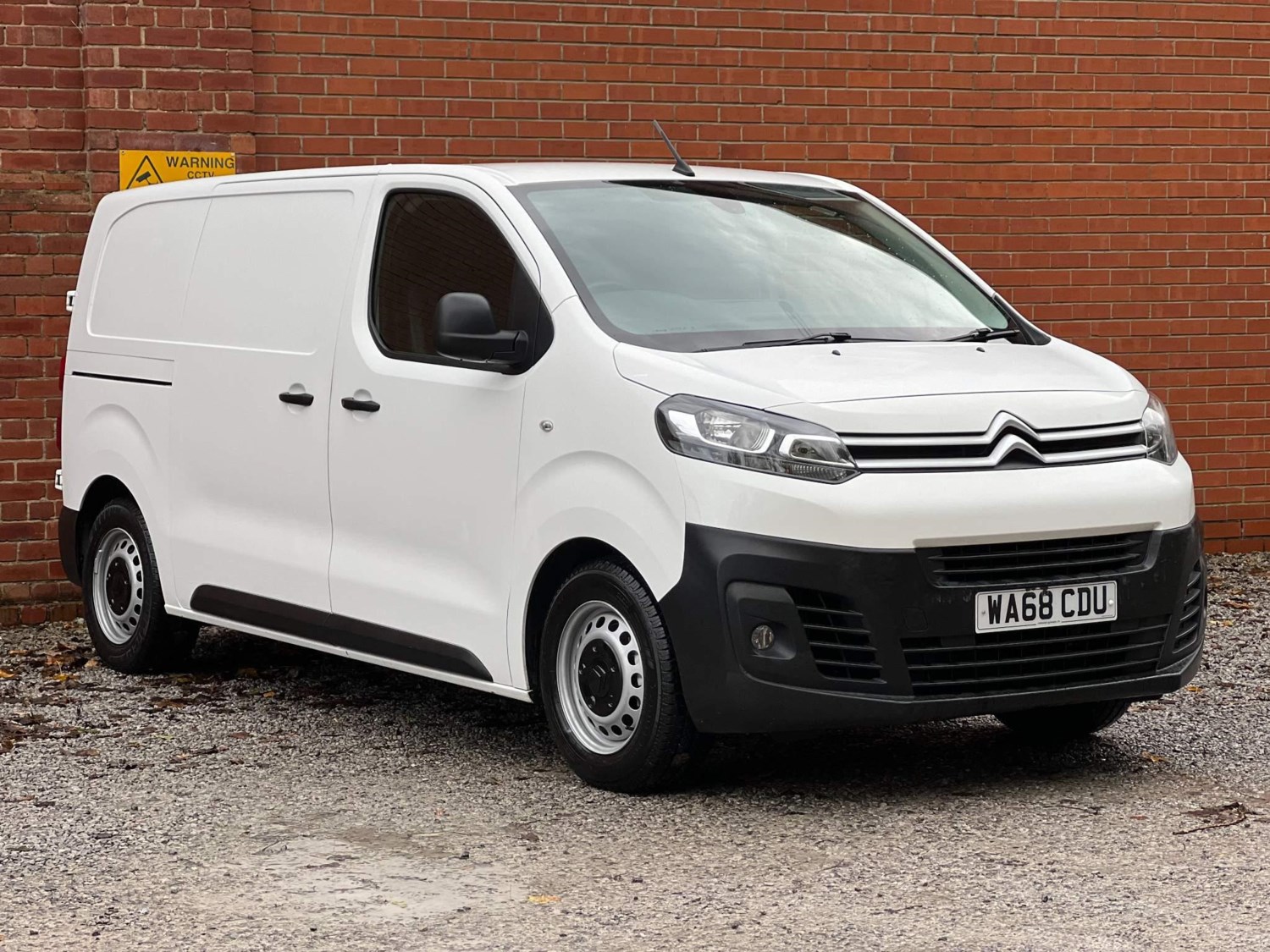 Citroen Dispatch Listing Image