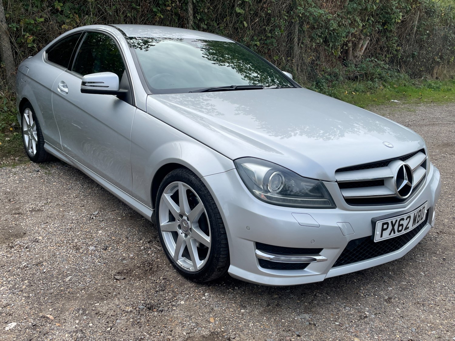 Mercedes-Benz C-Class Listing Image