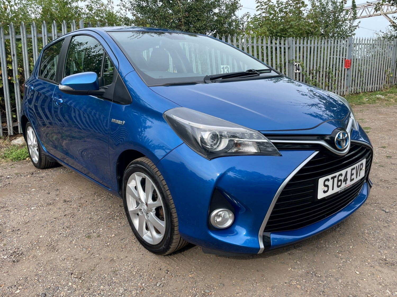 Toyota Yaris Listing Image