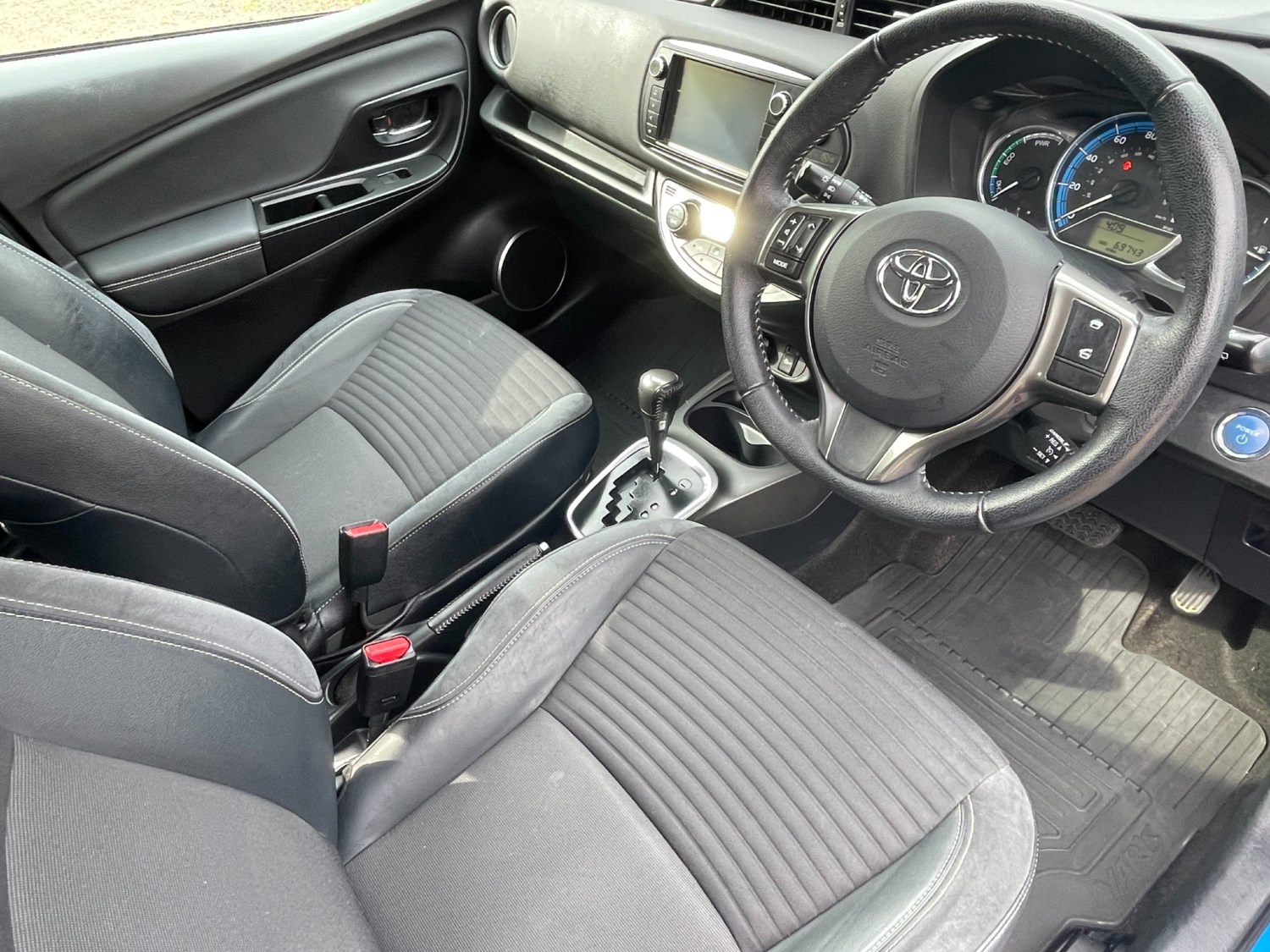 Toyota Yaris Listing Image