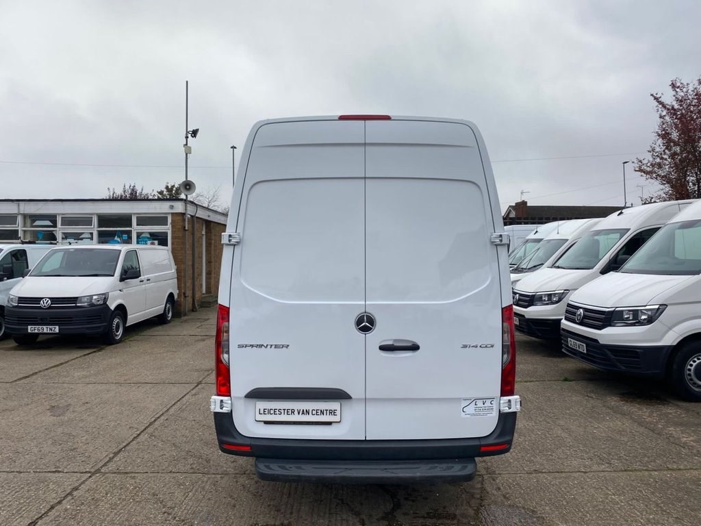 Mercedes-Benz Sprinter Listing Image