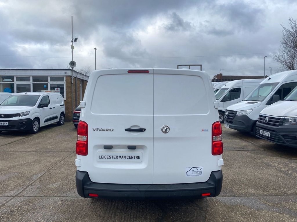 Vauxhall Vivaro Listing Image