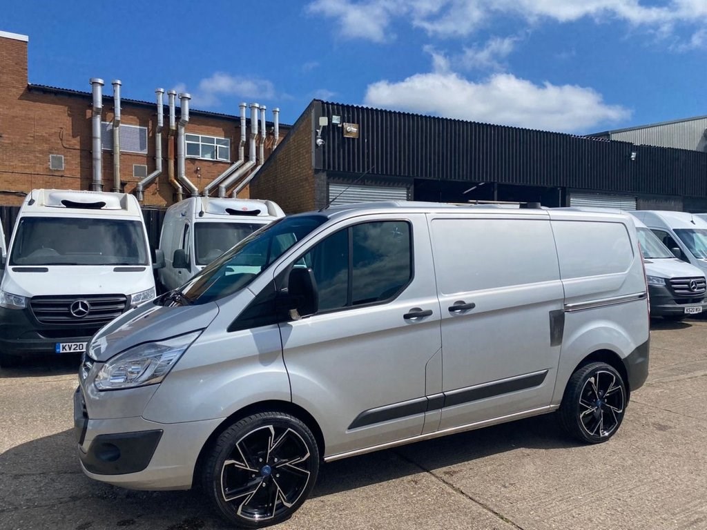 Ford Transit Custom Listing Image