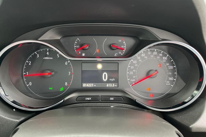 Vauxhall Grandland X Listing Image