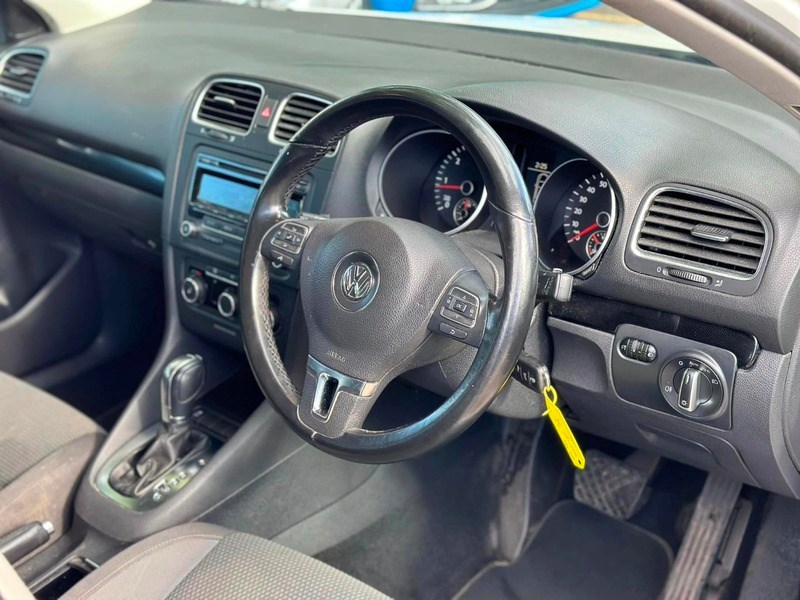 Volkswagen Golf Listing Image