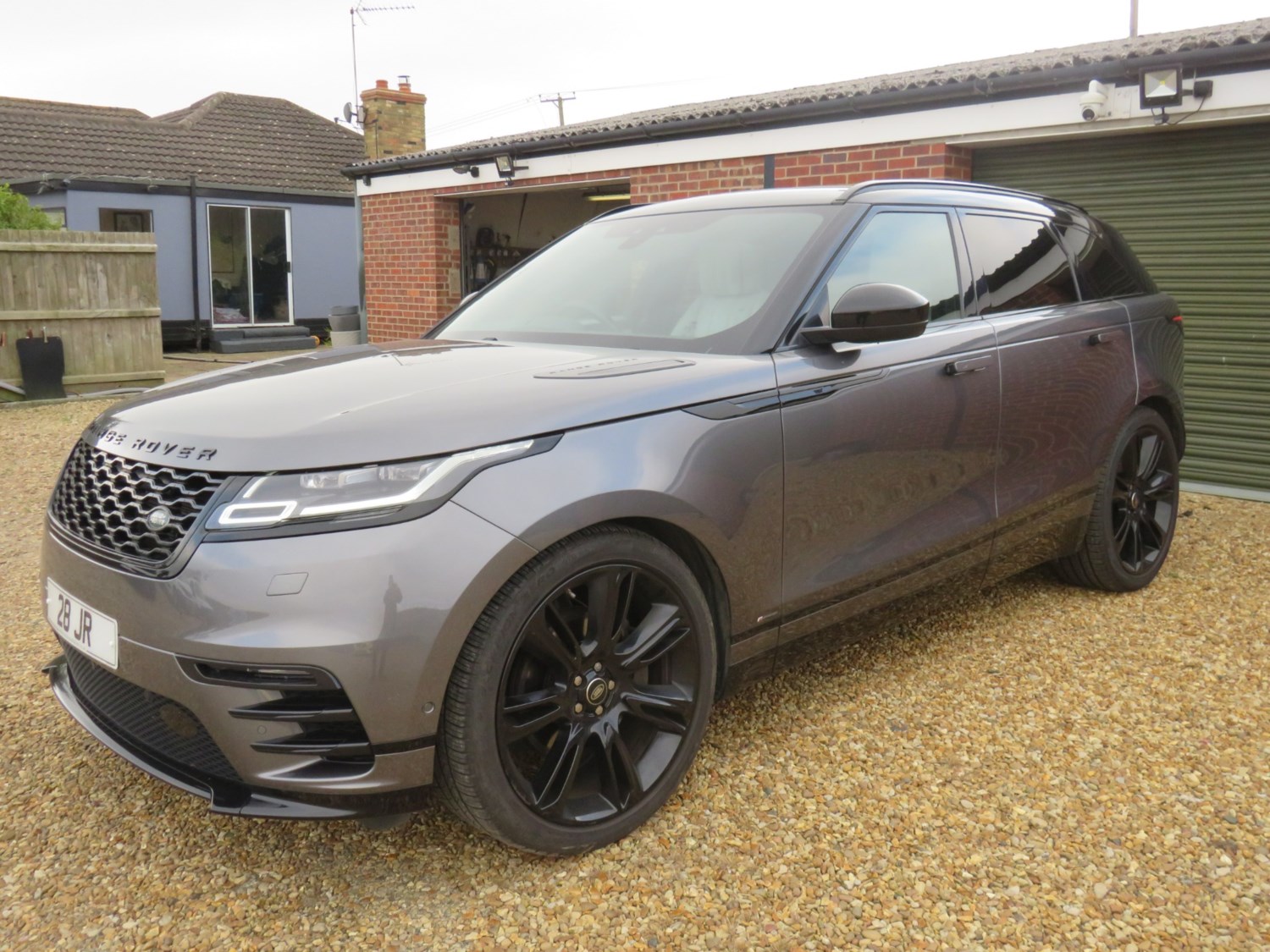 Land Rover Range Rover Velar Listing Image