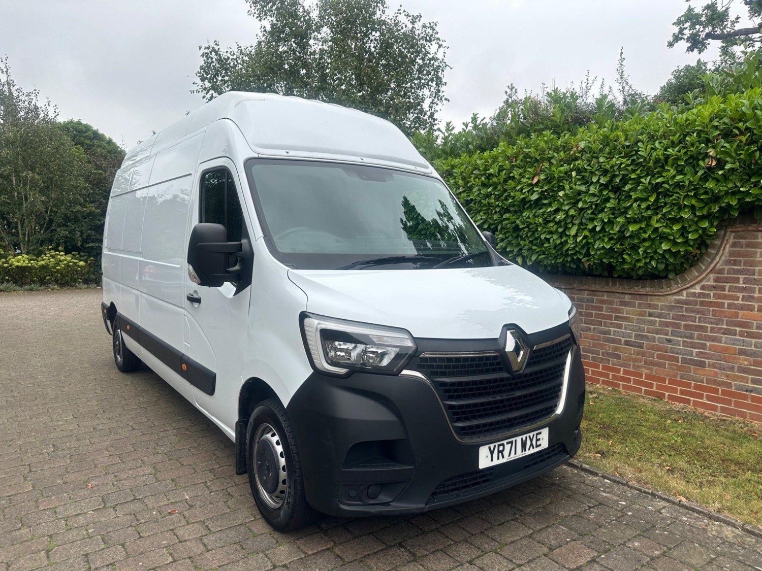 Renault Master Listing Image