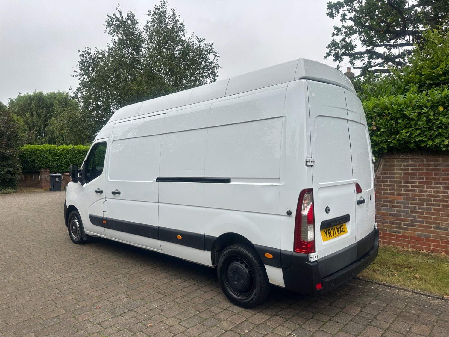 Renault Master Listing Image