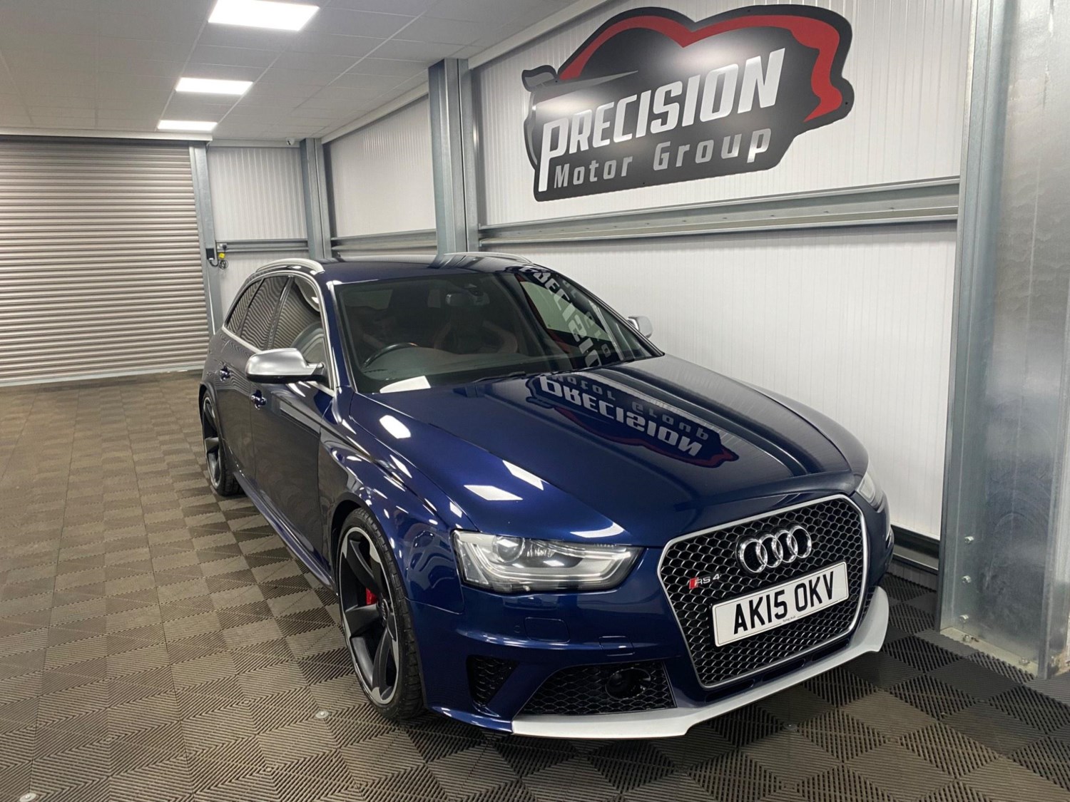 Audi RS4 Listing Image