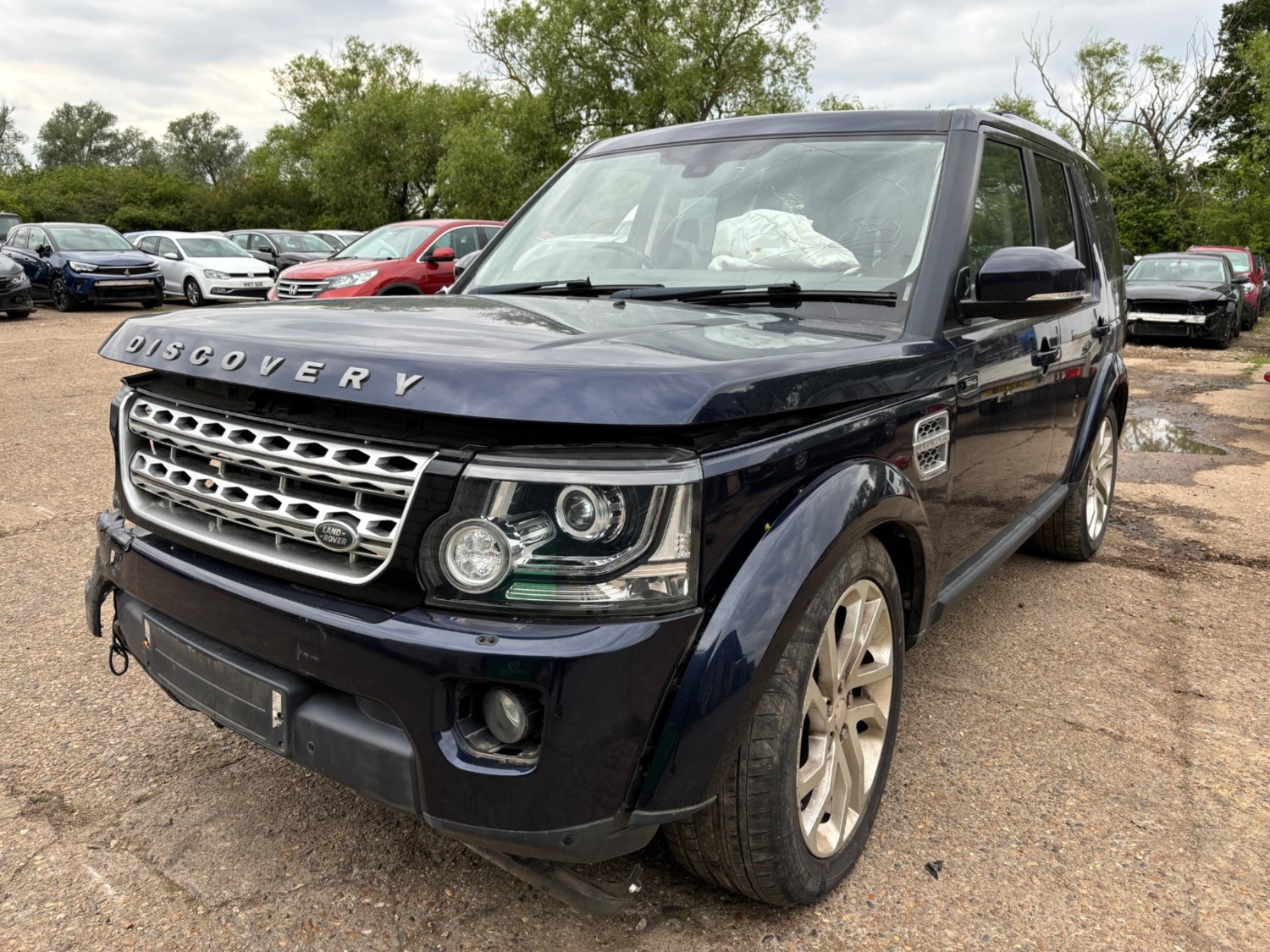 Land Rover Discovery Listing Image