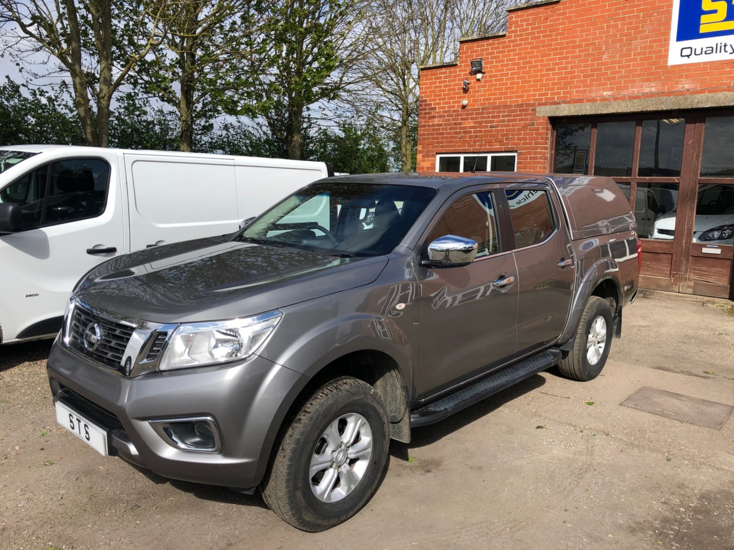 Nissan Navara Listing Image