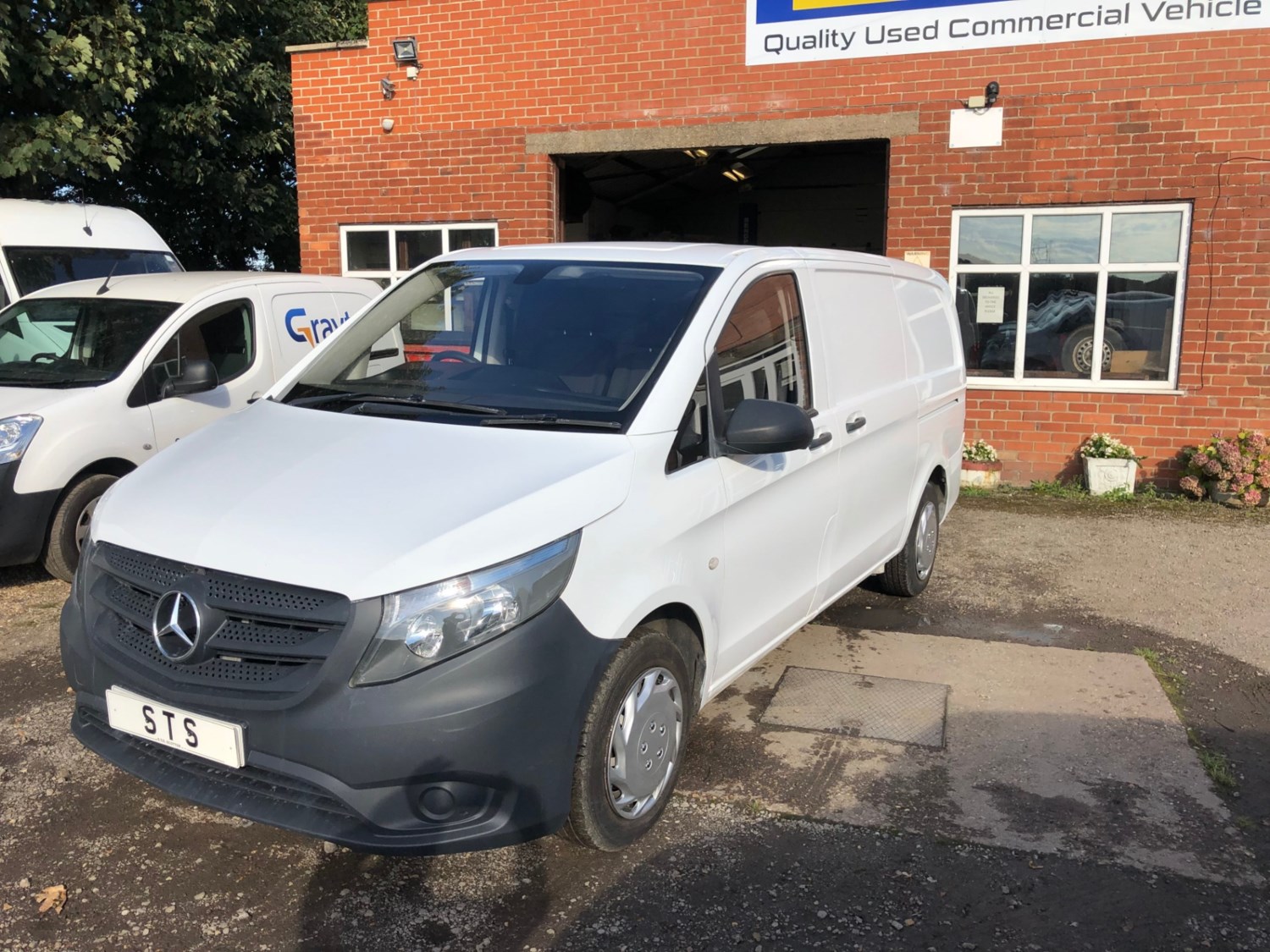 Mercedes-Benz Vito Listing Image