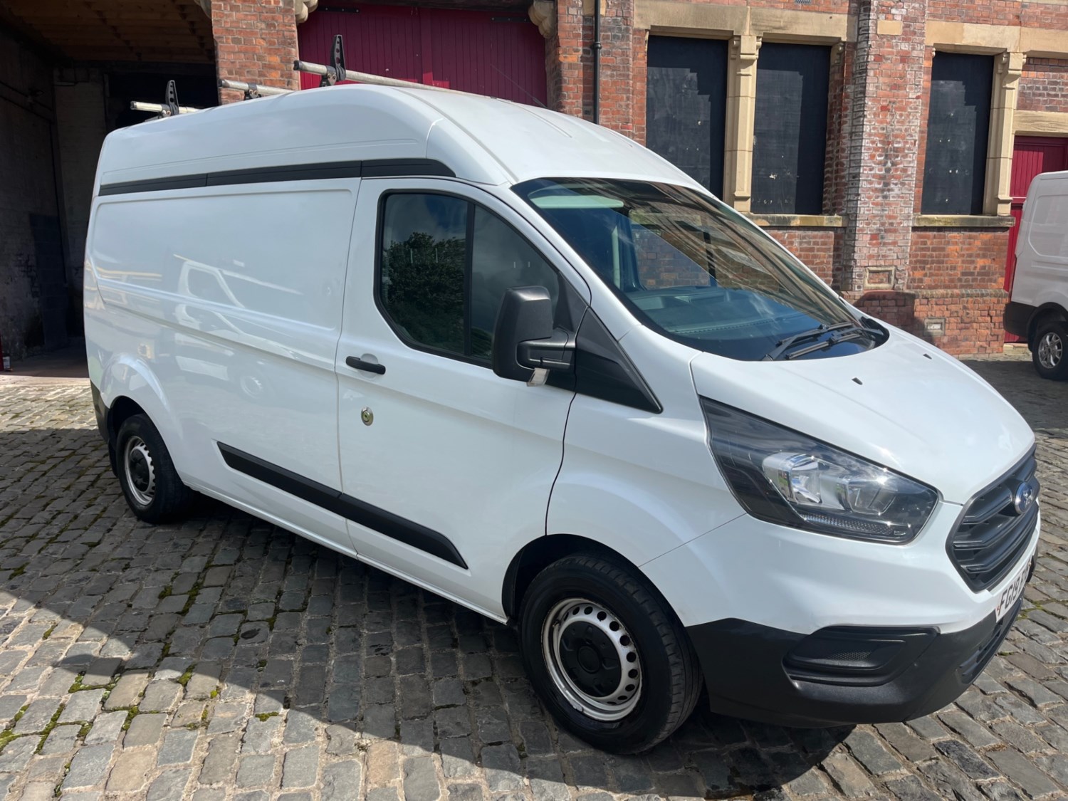 Ford Transit Custom Listing Image