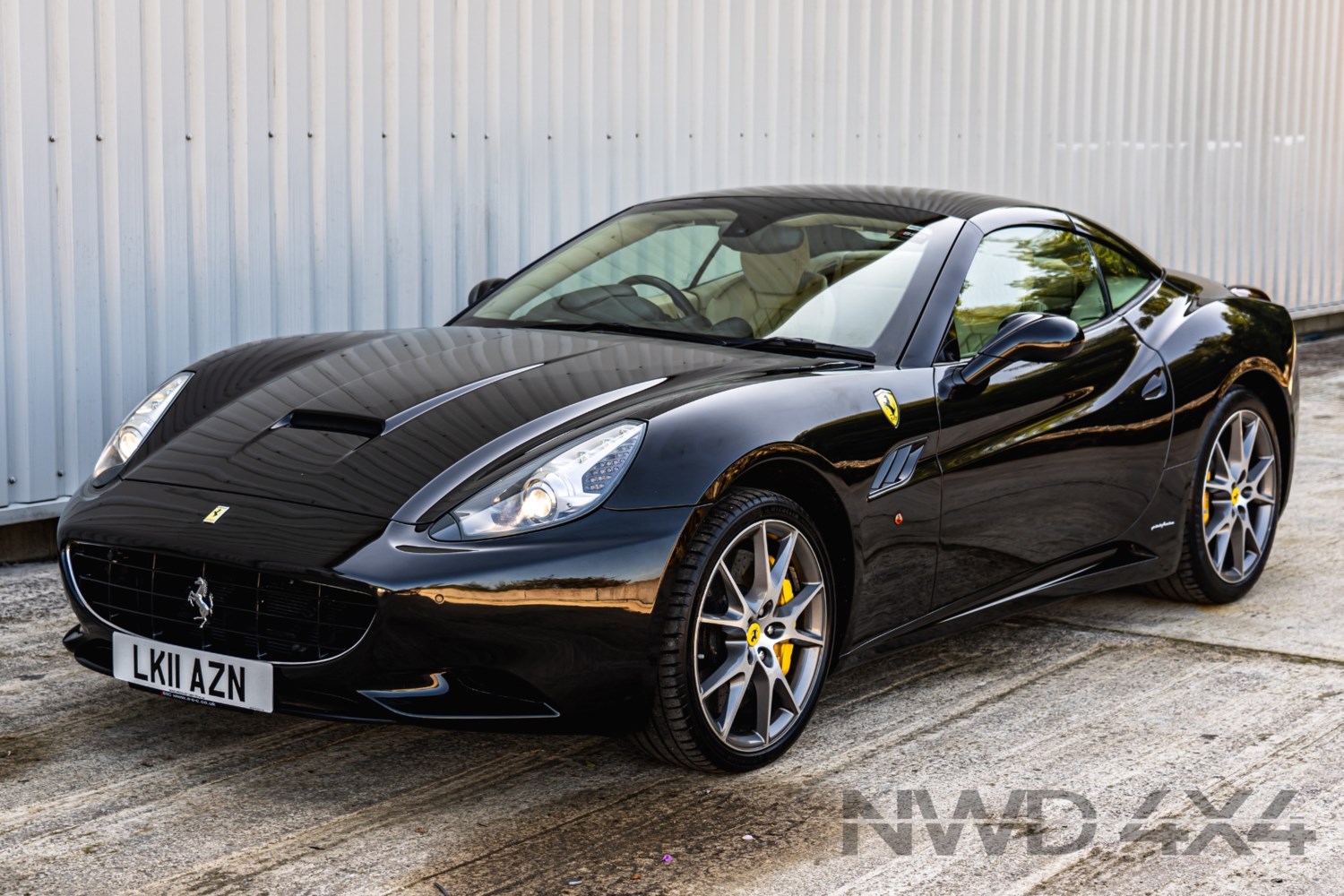 Ferrari California Listing Image