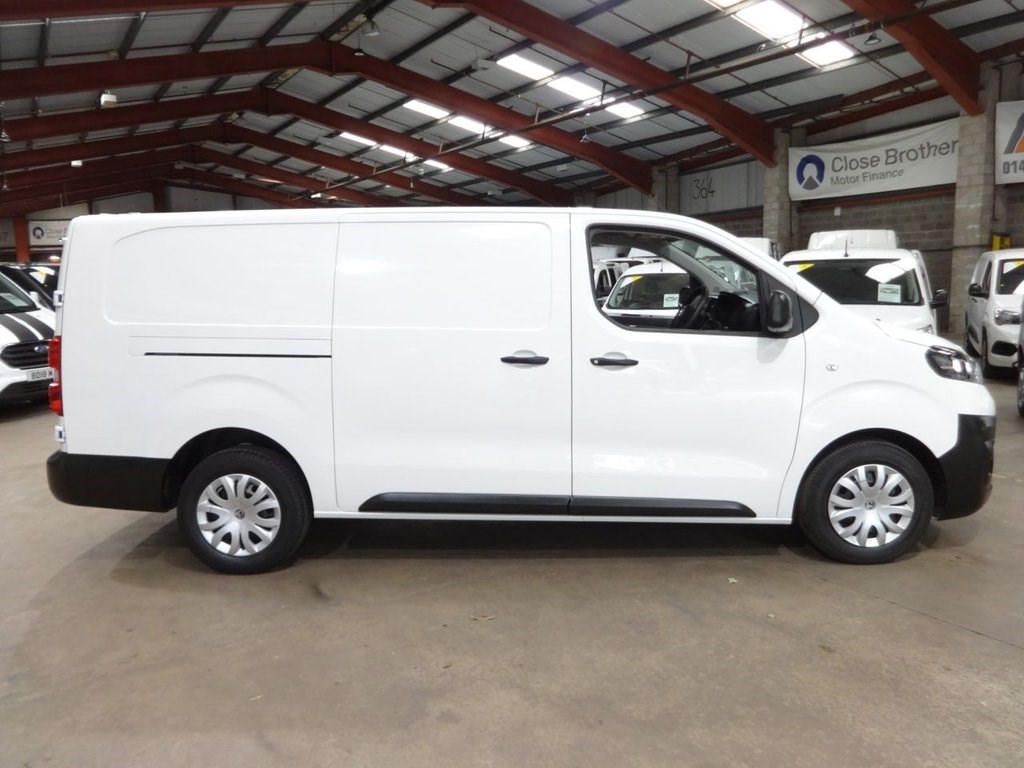 Vauxhall Vivaro Listing Image