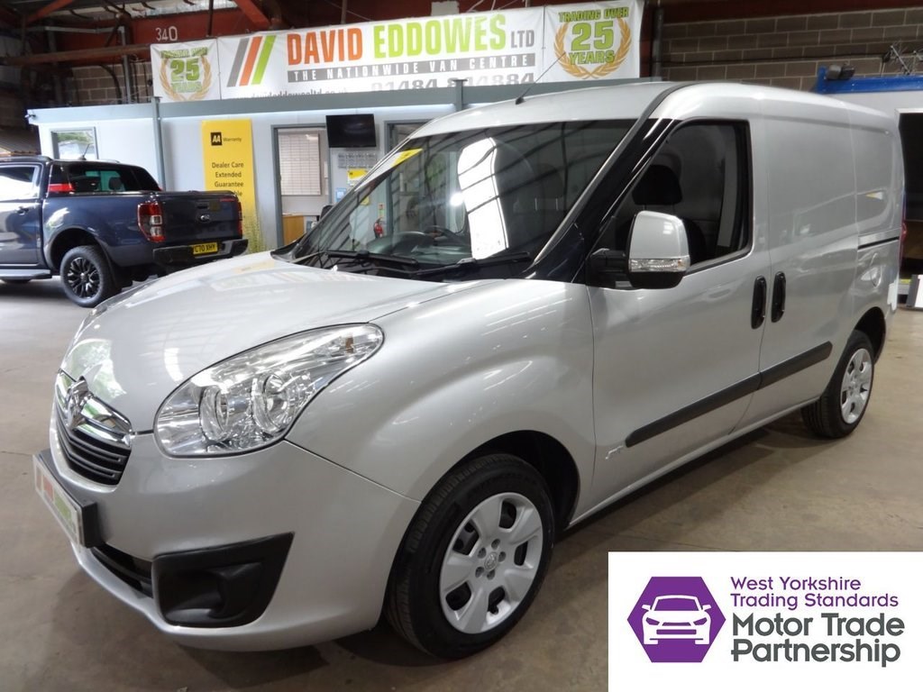 Vauxhall Combo Listing Image