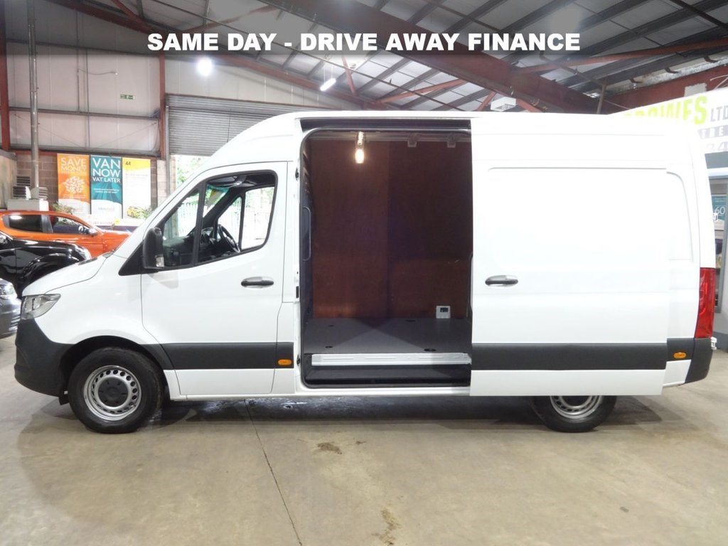 Mercedes-Benz Sprinter Listing Image