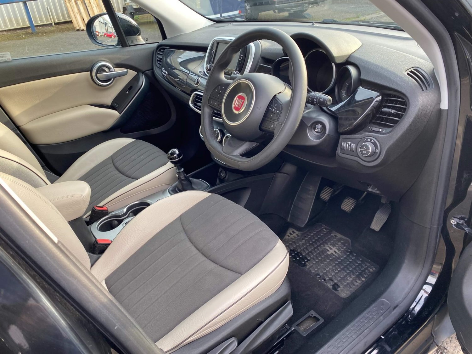 Fiat 500X Listing Image