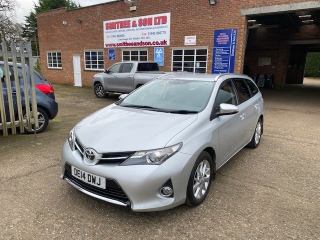 Toyota Auris Listing Image