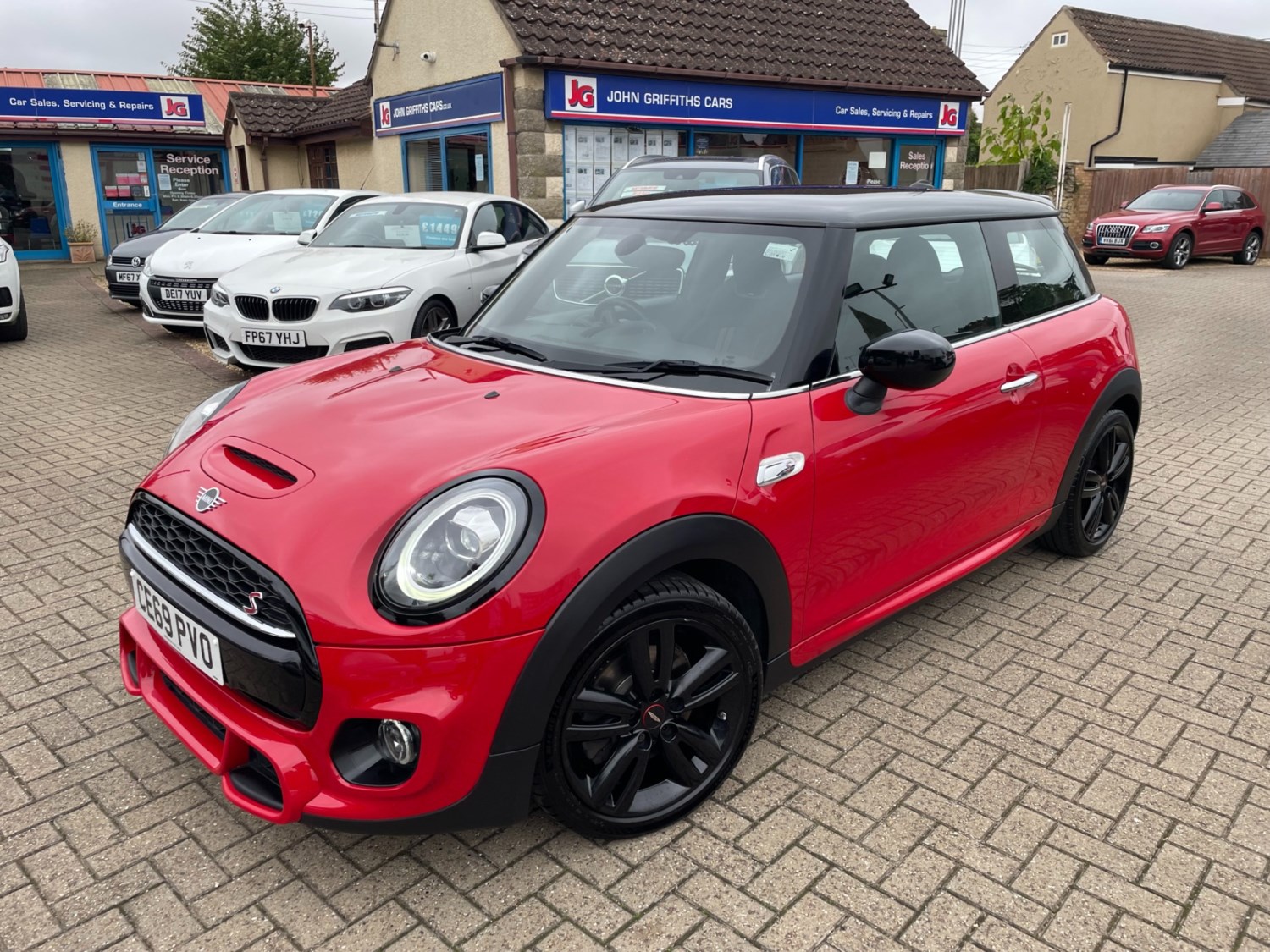 MINI Hatch Listing Image