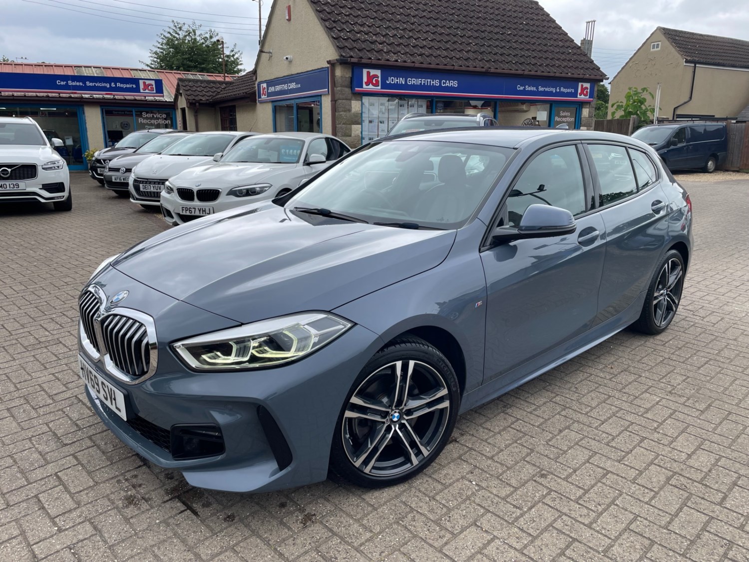 BMW 1 Series Listing Image