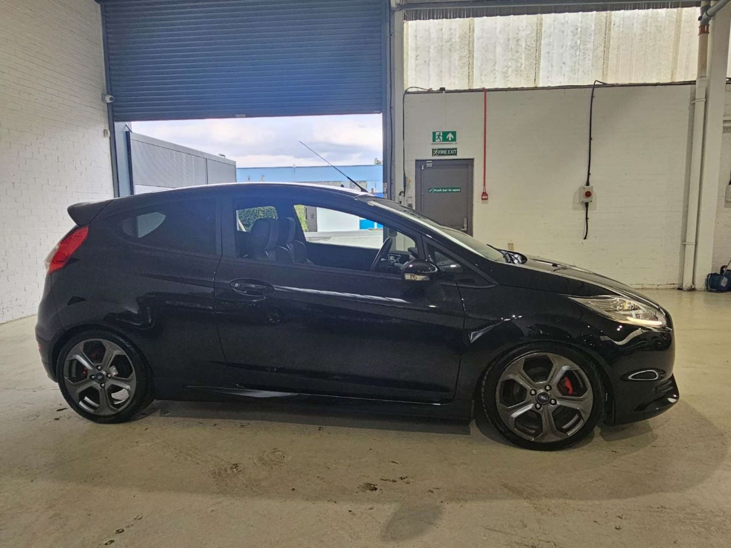 Ford Fiesta Listing Image